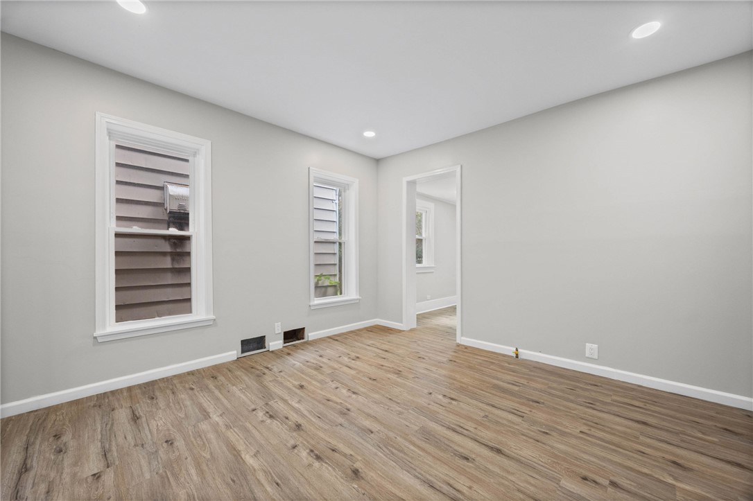 49-51 Ringle Street Rochester, NY 14619 - Photo 33 of 39 Gallery Image 33