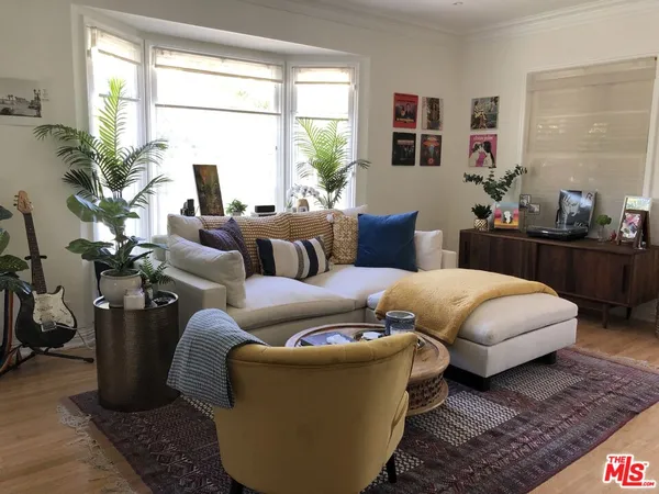 $3,300 | 1173 Masselin Avenue, Los Angeles, CA 90019