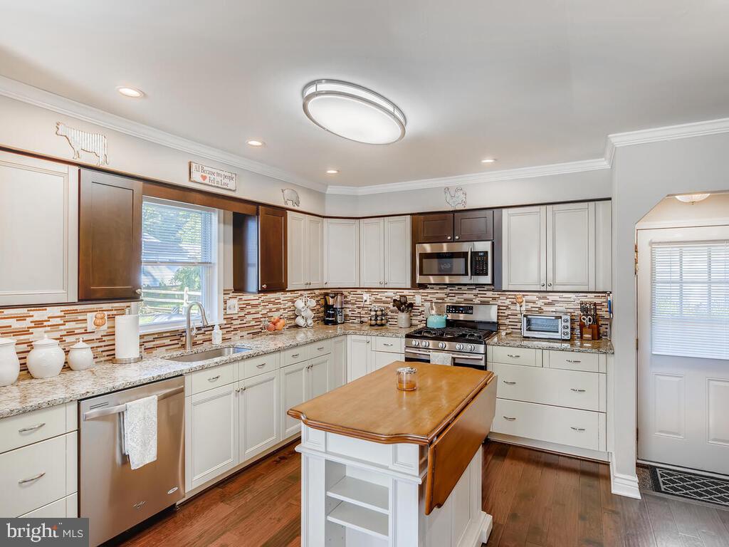 1306 St Francis Road Bel Air, MD 21014 - Photo 11 of 29 SPACIOUS KIT w/STORAGE ISLAND/BREAKFAST BAR