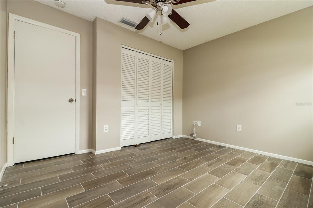 1124 Danny Drive Sarasota, FL 34243 - Photo 11 of 16