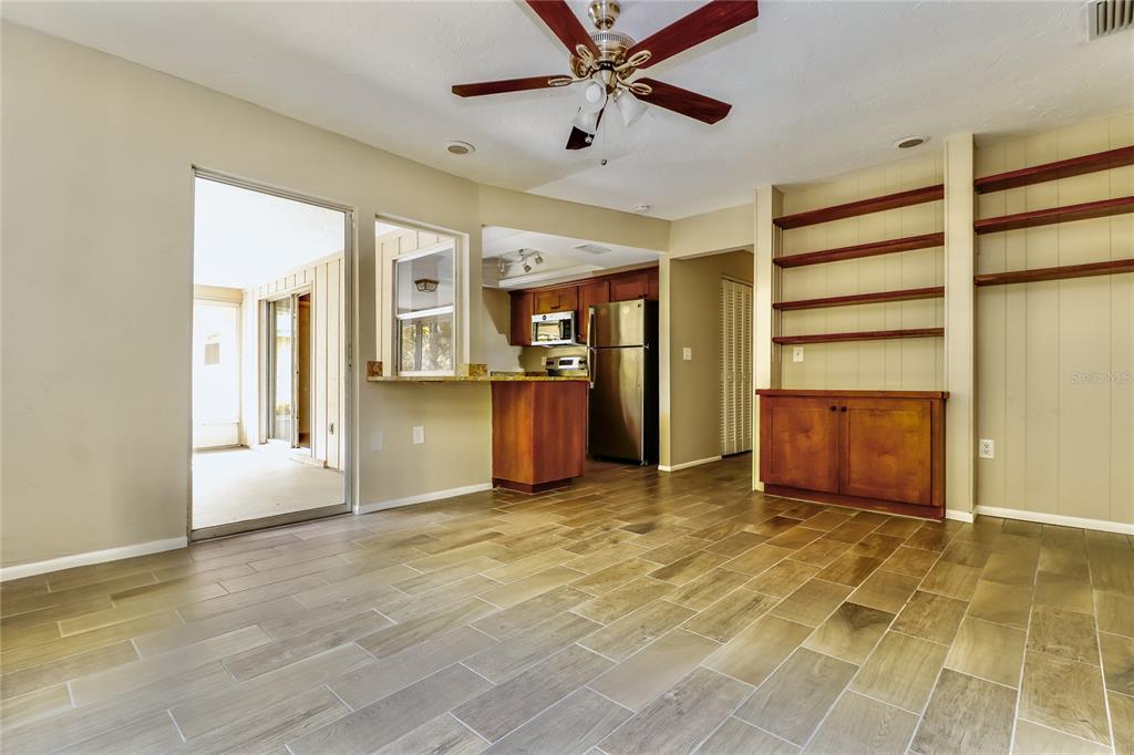 1124 Danny Drive Sarasota, FL 34243 - Photo 4 of 16