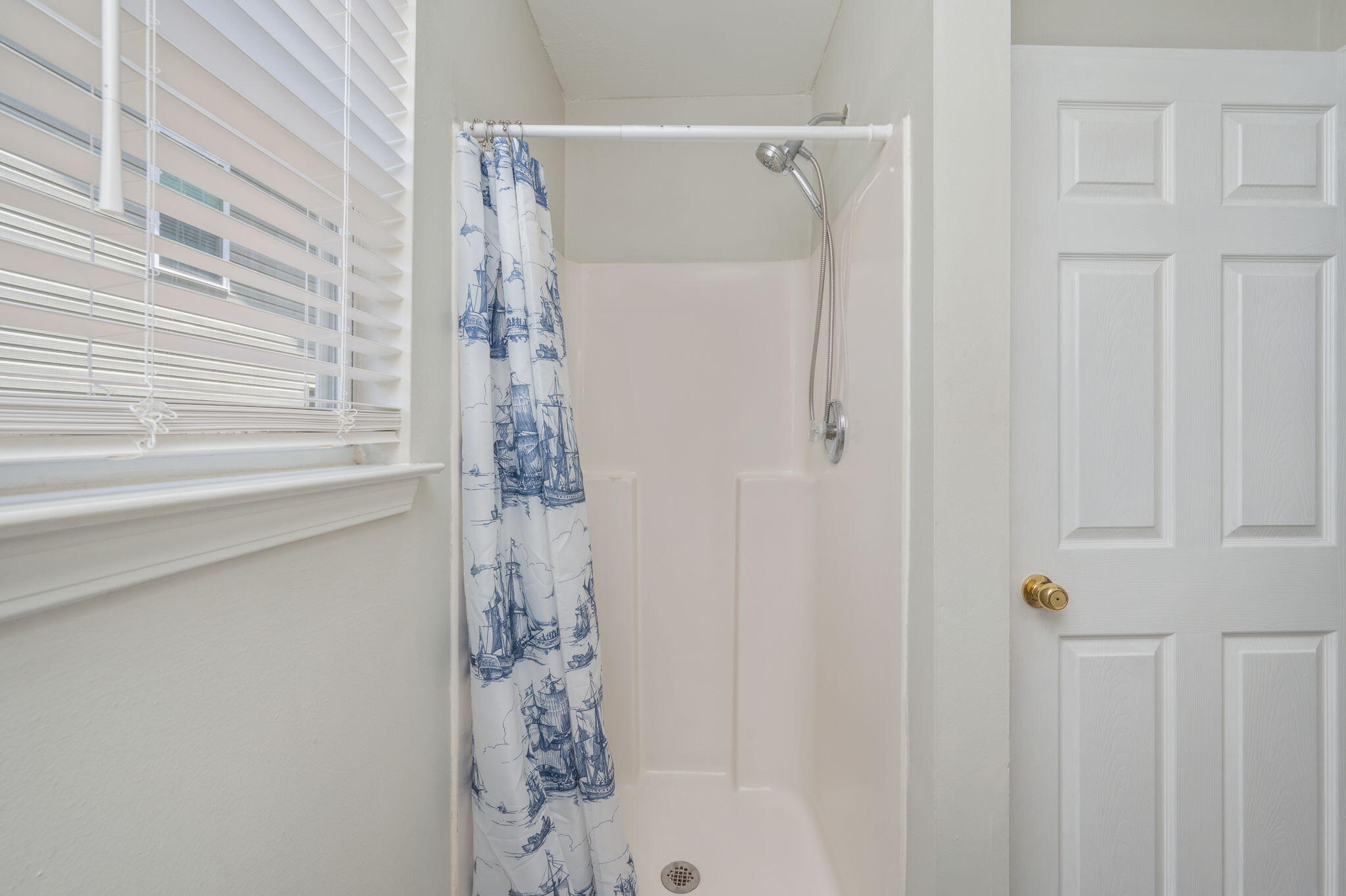 242 Wainwright Drive Crestview, FL 32539 - Photo 19 of 43 a bathroom with a shower