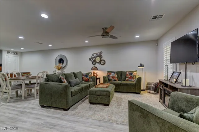 $428,990 | 3073 Camino Sereno Avenue, Henderson, NV 89044