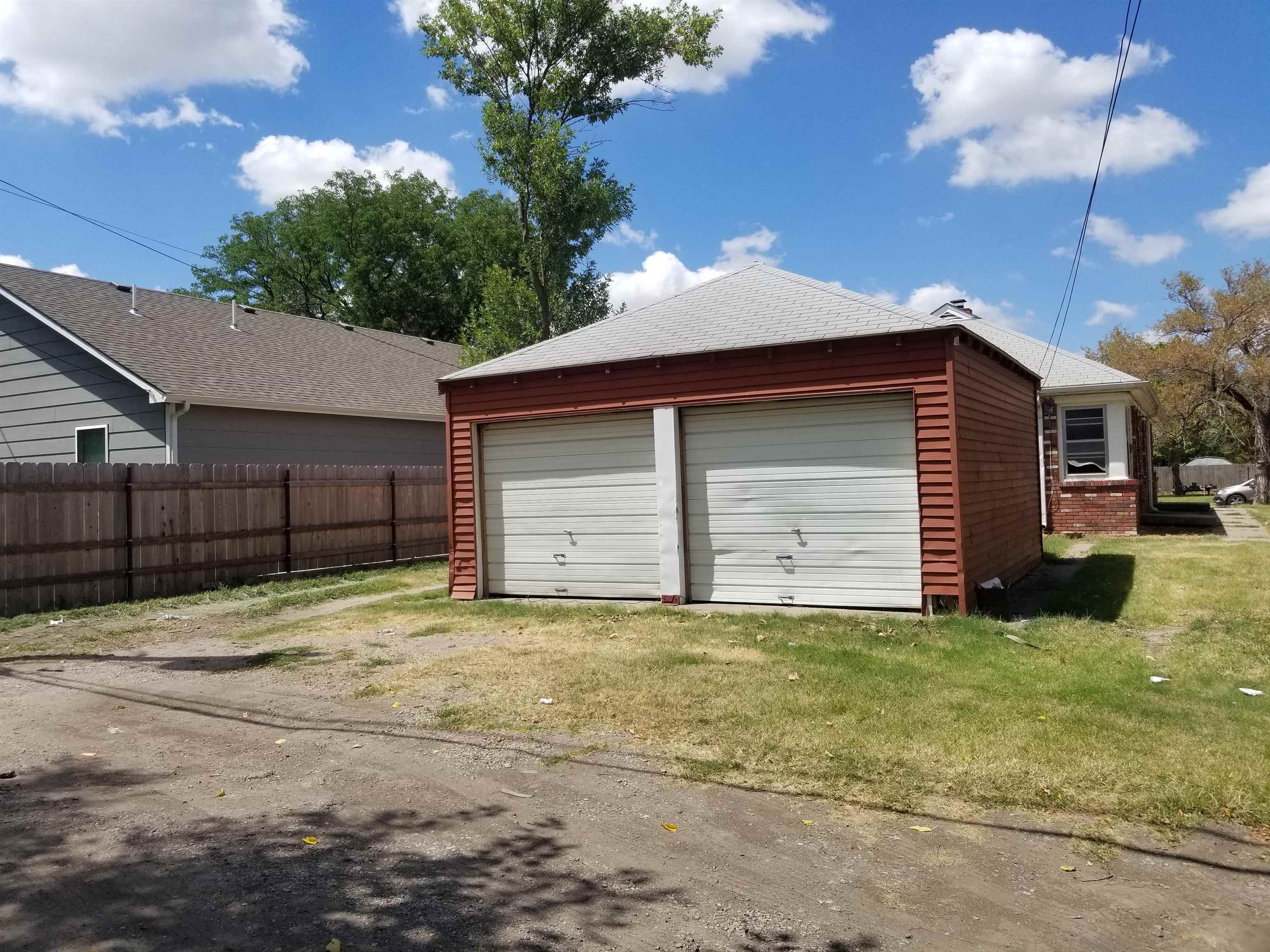 1928 South St Clair Avenue, Unit 2 Wichita, KS 67213 - Photo 3 of 3