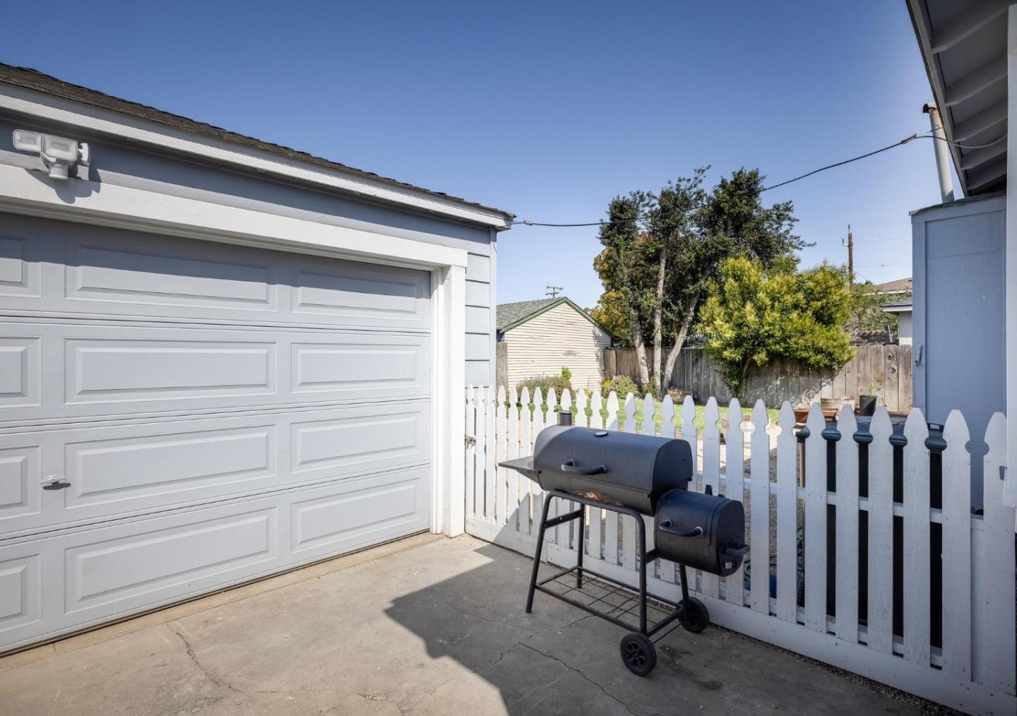 17 North 3rd Street Salinas, CA 93906 - Photo 12 of 13 a view of a chairs and table in the back yard