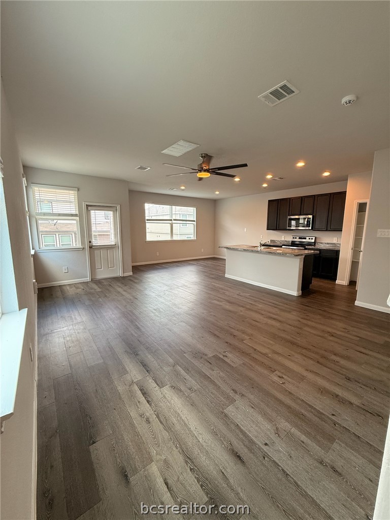 982 Rice Drive Bryan, TX 77803 - Photo 4 of 39