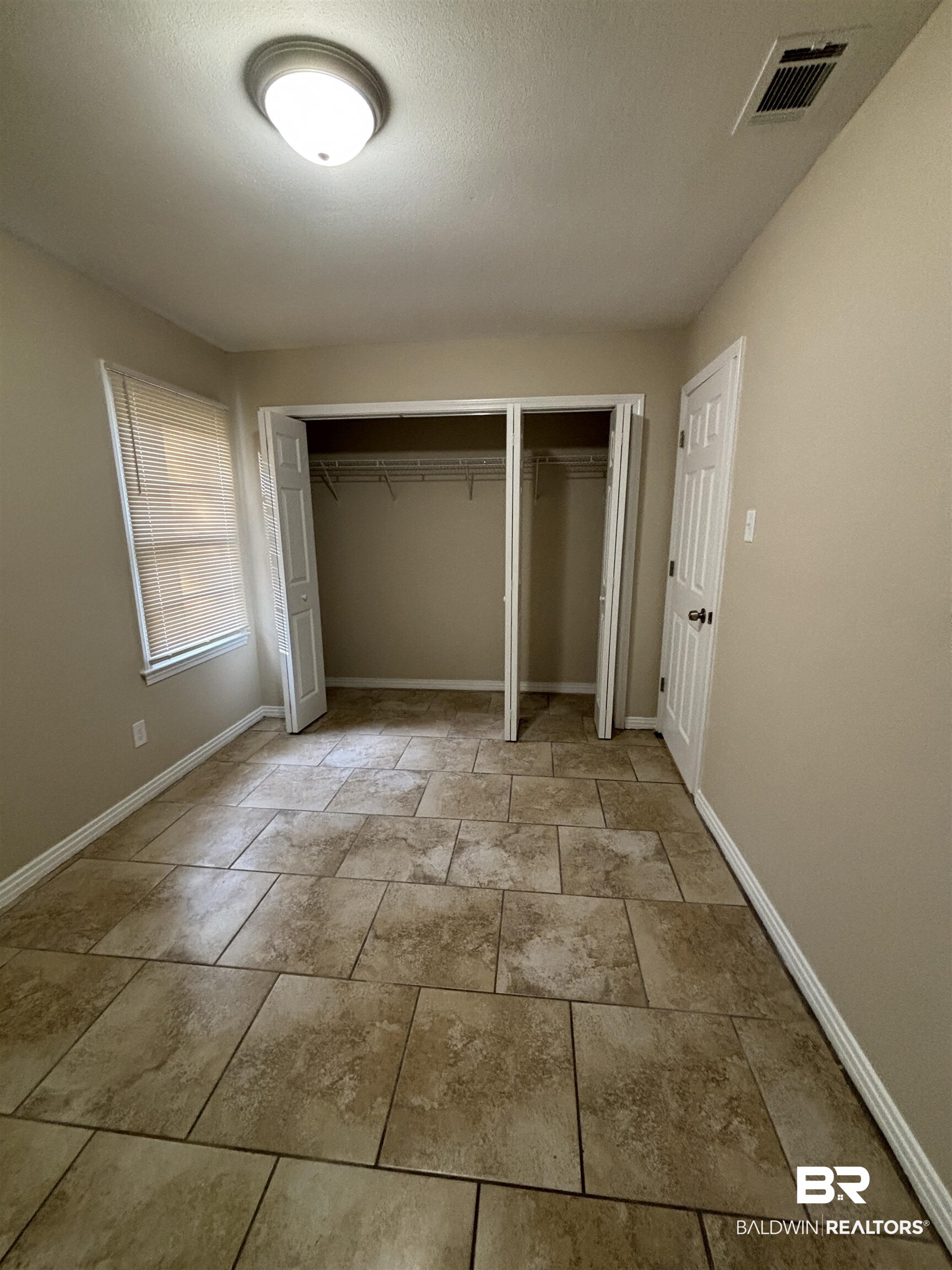 7225 Tangerine Avenue Mobile, AL 36618 - Photo 8 of 13