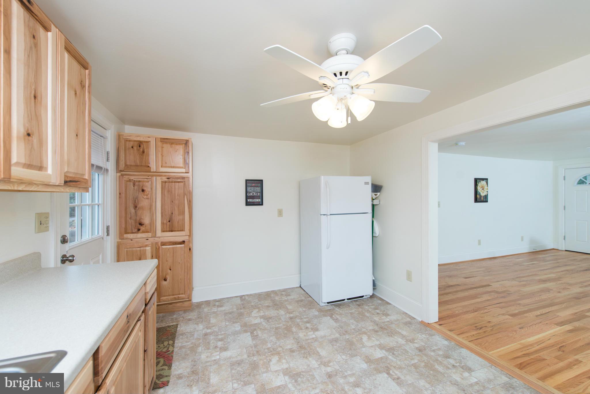 89 Gambrills Road Severn, MD 21144 - Photo 4 of 25 Ceiling Fan to cut down on utilities