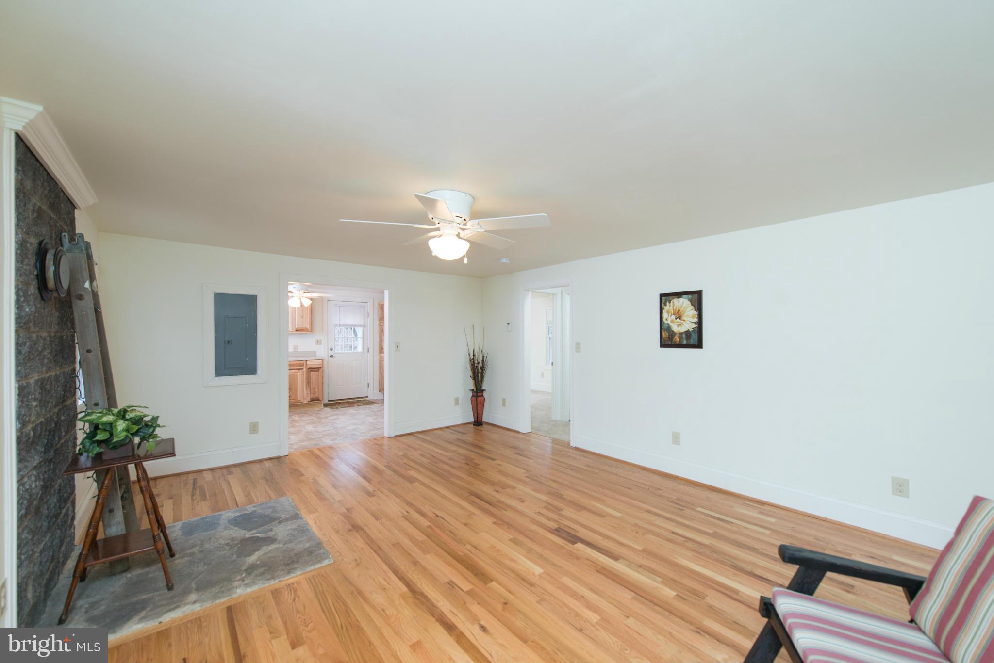 89 Gambrills Road Severn, MD 21144 - Photo 10 of 25 Cozy Living Room