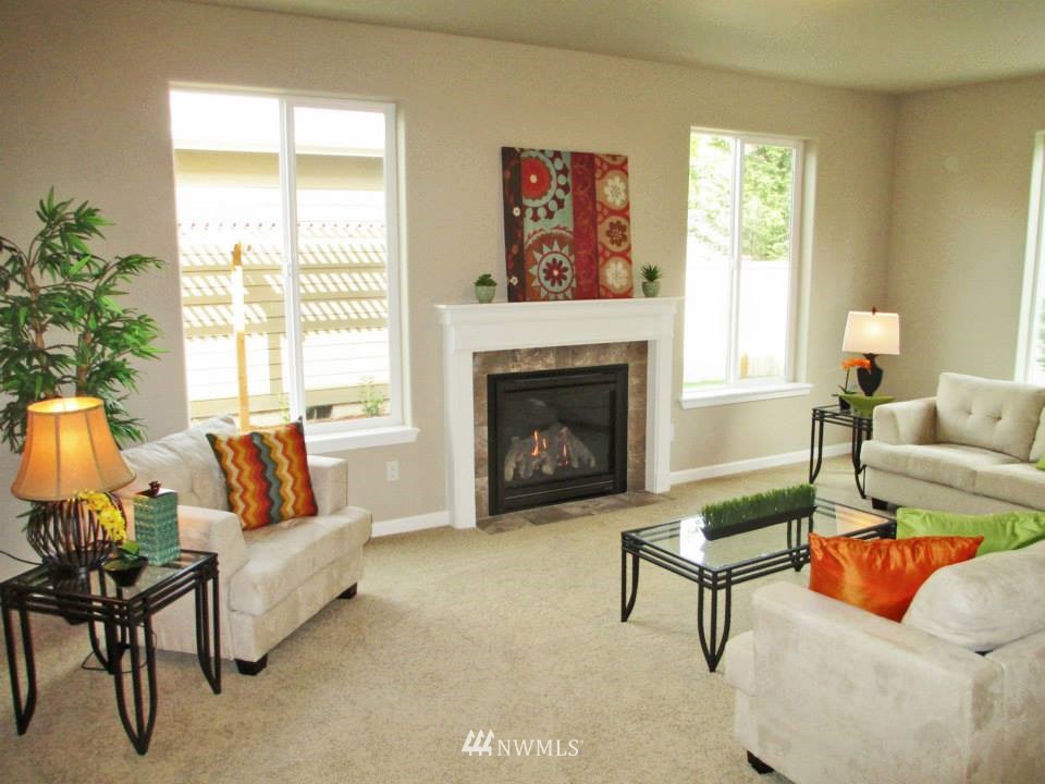 4545 Rochelle Street Southeast Lacey, WA 98503 - Photo 5 of 25 Gallery Image 5