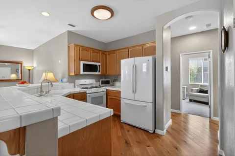 $525,000 | 6496 Aspen Gardens Way, Citrus Heights, CA 95621