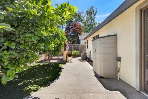 $525,000 | 6496 Aspen Gardens Way, Citrus Heights, CA 95621