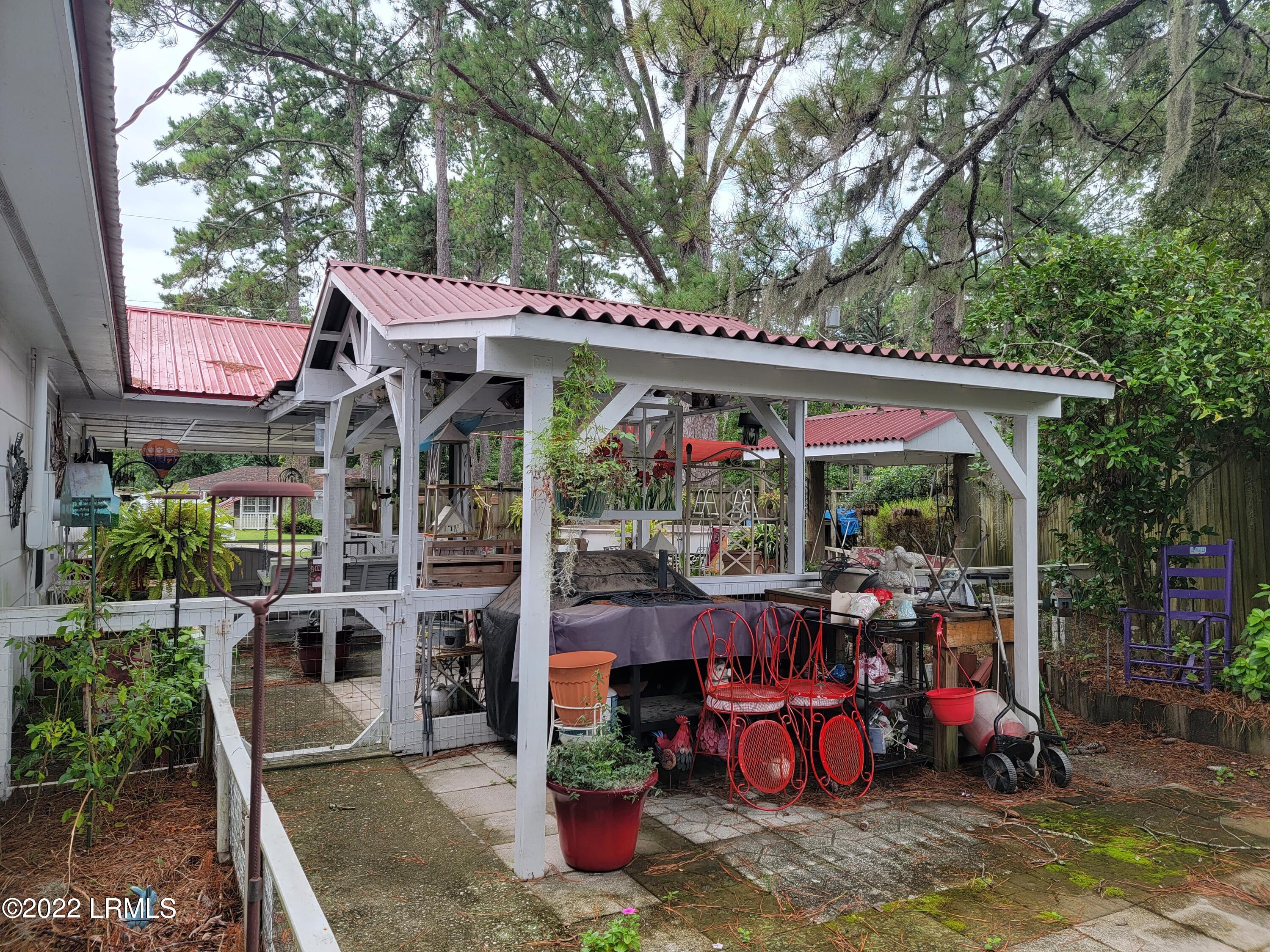 2503 State Rd S-7-276 Beaufort, SC 29902 - Photo 18 of 19 20220812_110049