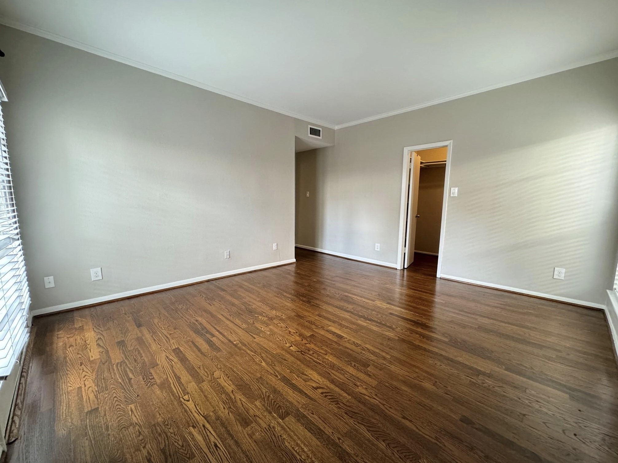 2001 Bering Drive, Unit 7E Houston, TX 77057 - Photo 9 of 12