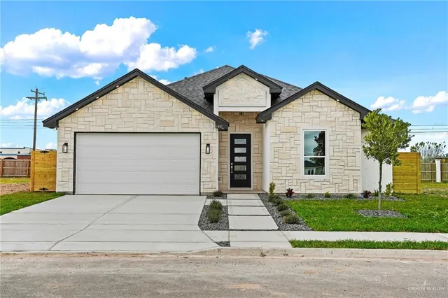 $278,900 | 2405 North Gaytan Avenue, Edinburg, TX 78542