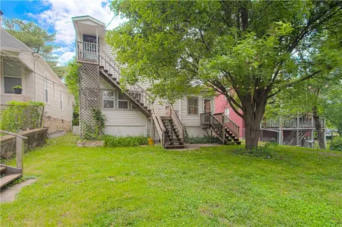 $579,000 | 4215 Oak Street, Kansas City, MO 64111
