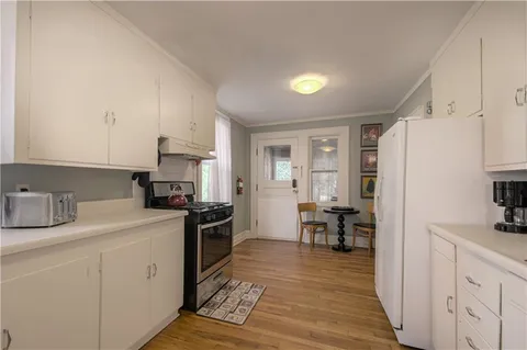 $579,000 | 4215 Oak Street, Kansas City, MO 64111