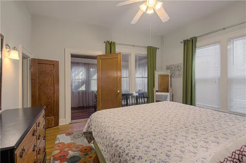$579,000 | 4215 Oak Street, Kansas City, MO 64111
