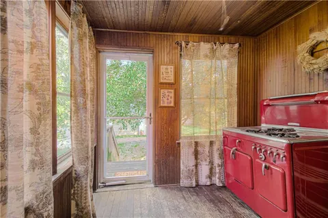 $579,000 | 4215 Oak Street, Kansas City, MO 64111