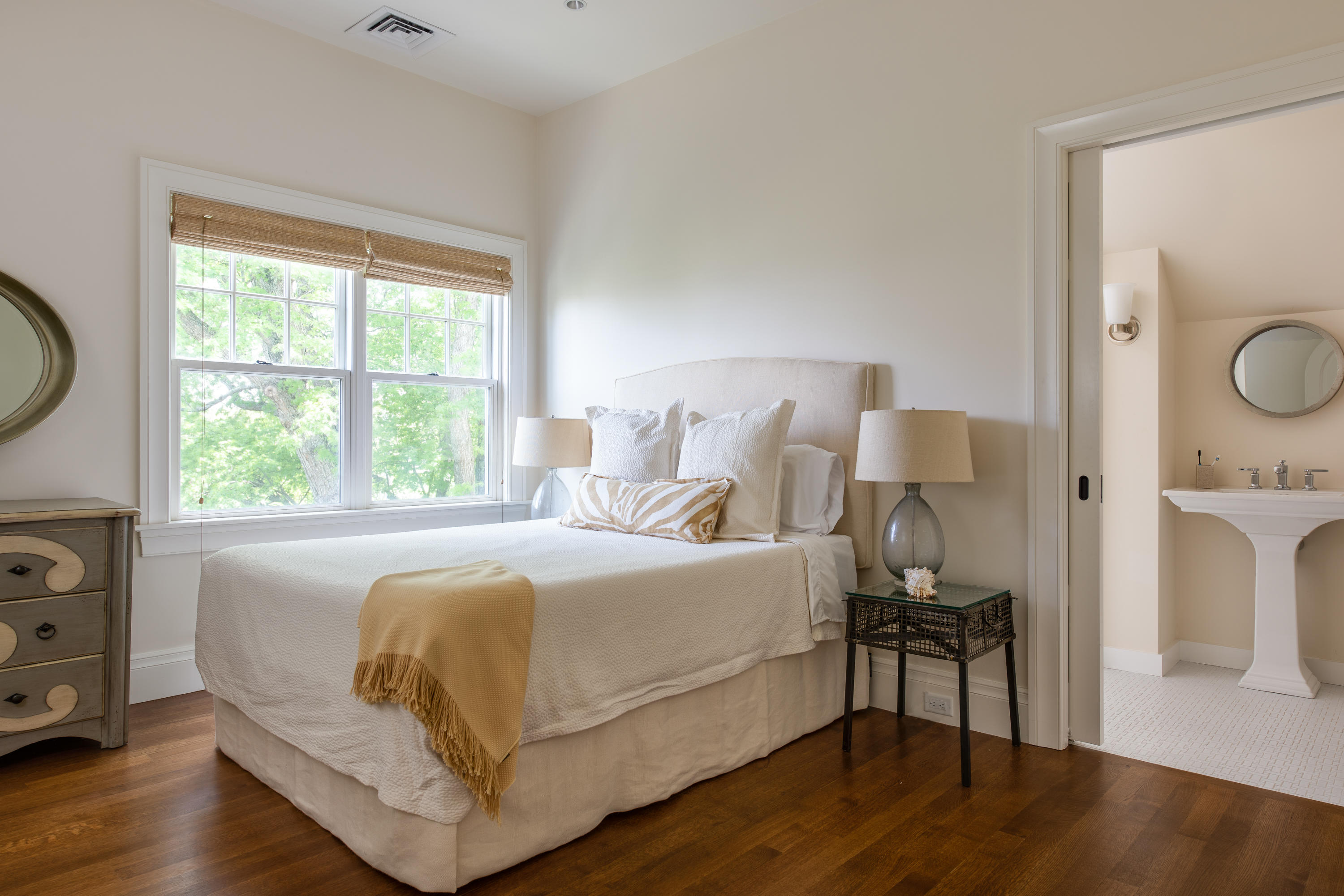 85 Salten Point Road Barnstable, MA 02630 - Photo 27 of 34 a bedroom with a bed and a window