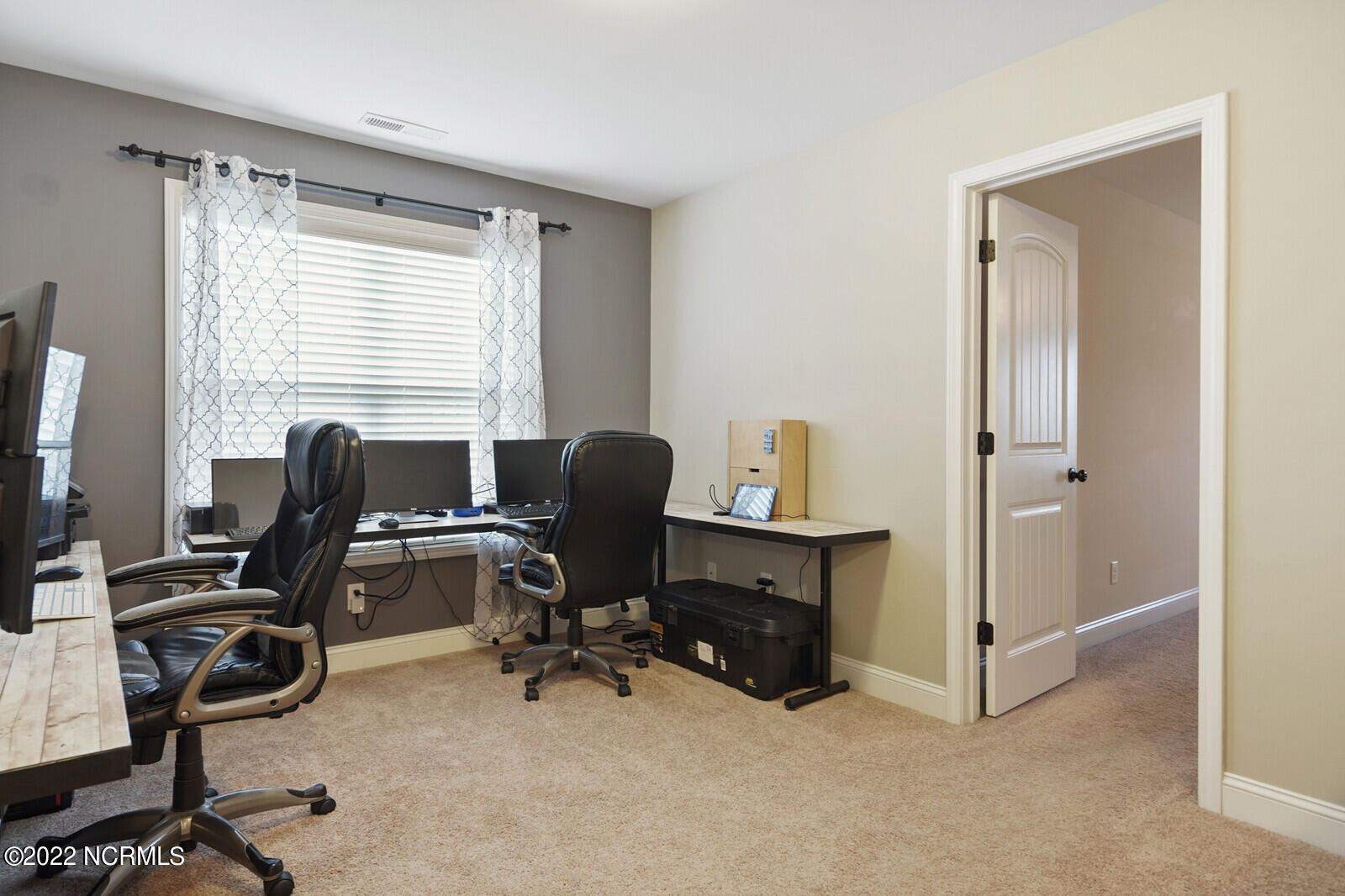 445 Albemarle Road Wilmington, NC 28405 - Photo 22 of 41 Loft/Office/playroom