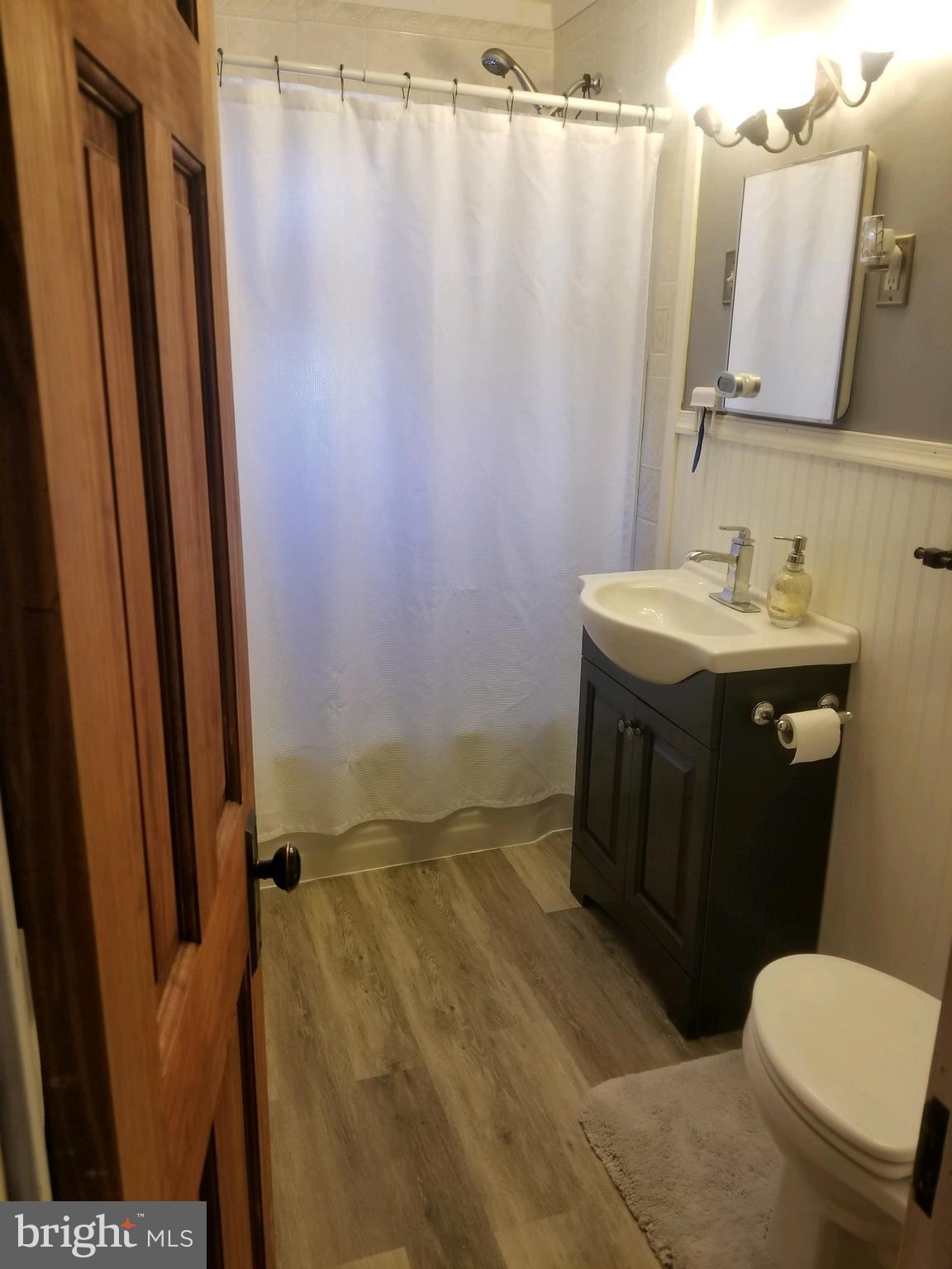 8154 Chambers Hill Road Harrisburg, PA 17111 - Photo 14 of 21