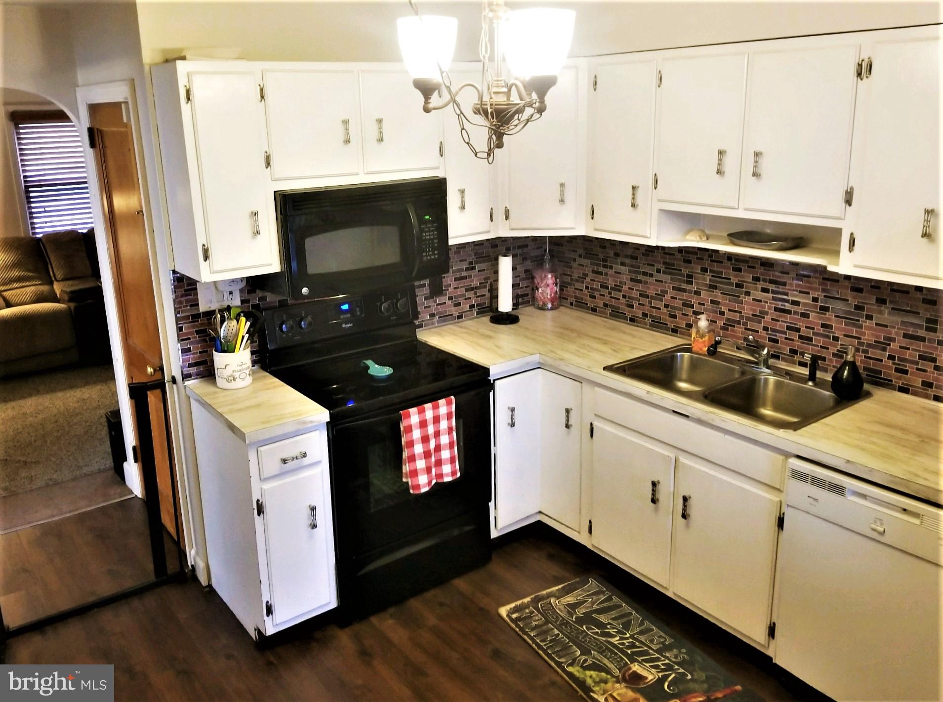 8154 Chambers Hill Road Harrisburg, PA 17111 - Photo 9 of 21 New Flooring in the kitchen