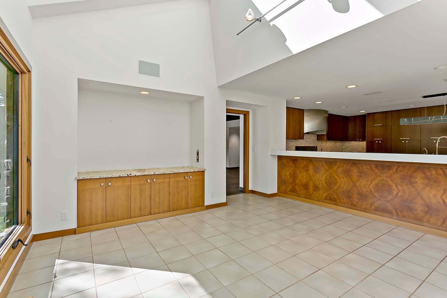 5217 Schaefer Road Edina, MN 55436 - Photo 8 of 33