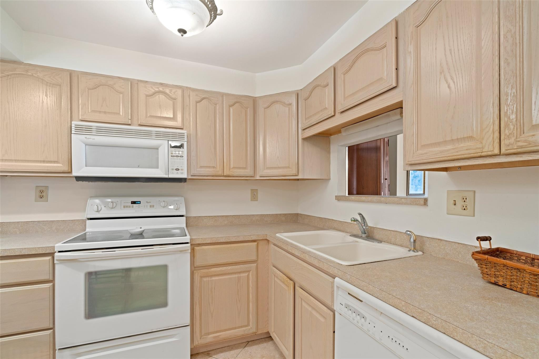 10777 West Sample Road, Unit 203 Coral Springs, FL 33065 - Photo 4 of 27 Photo 4