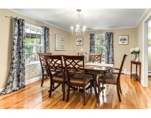 175 Locksley Road Lynnfield, MA 01940 - Photo 11 of 30