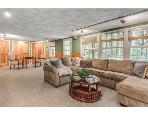 175 Locksley Road Lynnfield, MA 01940 - Photo 26 of 30