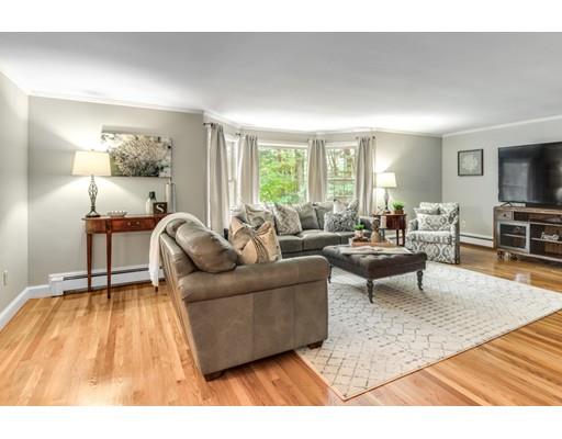 175 Locksley Road Lynnfield, MA 01940 - Photo 8 of 30