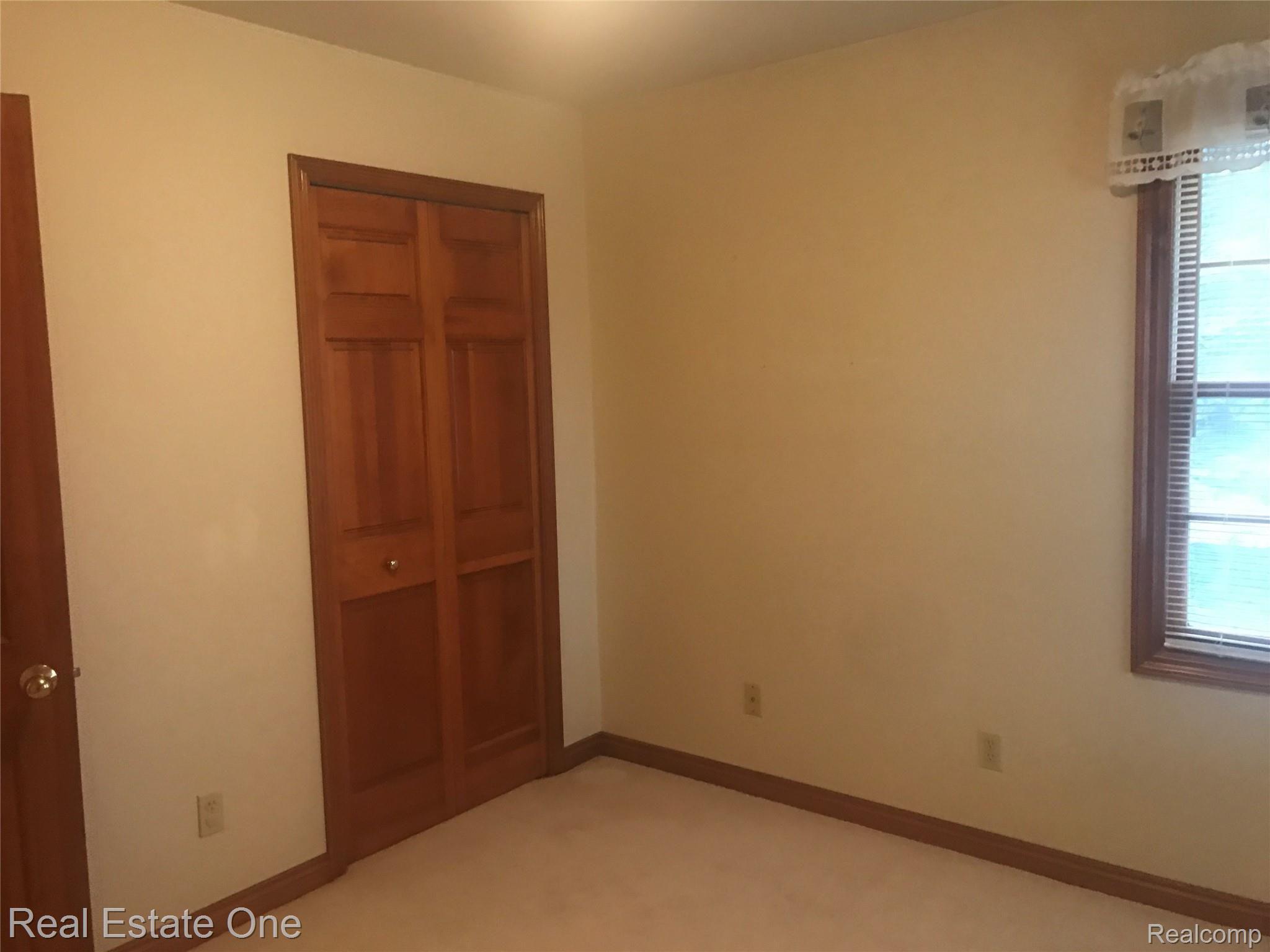 1668 Peppermill Road Lapeer, MI 48446 - Photo 54 of 55 IMG_2913.JPG