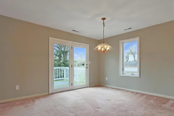 $419,900 | 3 Jessica Drive, Nashua, NH 03060