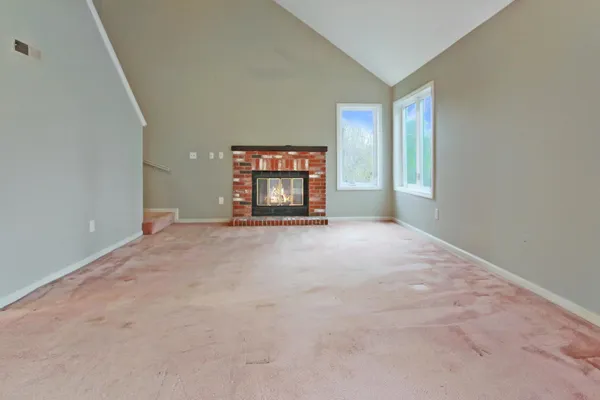 $419,900 | 3 Jessica Drive, Nashua, NH 03060