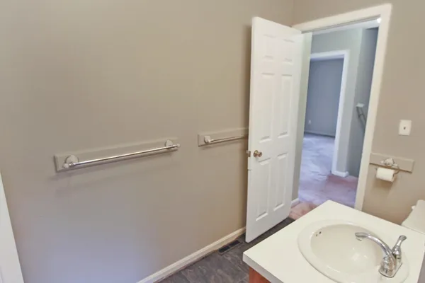 $419,900 | 3 Jessica Drive, Nashua, NH 03060