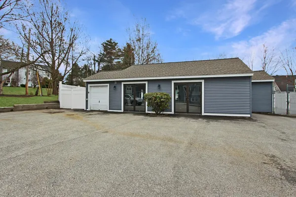$419,900 | 3 Jessica Drive, Nashua, NH 03060