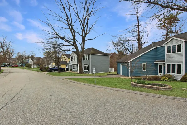$419,900 | 3 Jessica Drive, Nashua, NH 03060