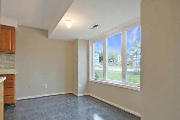 $419,900 | 3 Jessica Drive, Nashua, NH 03060
