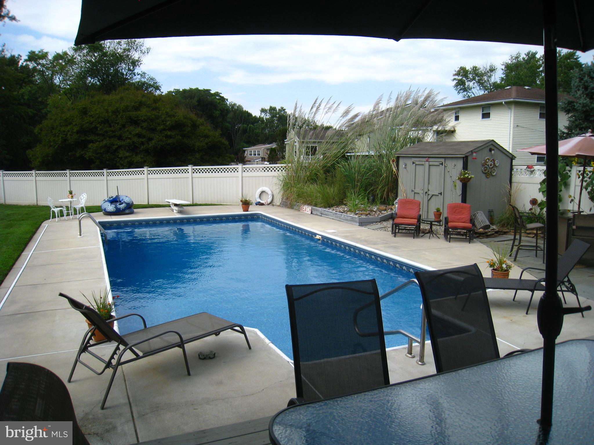 29 Buttonwood Road Stratford, NJ 08084 - Photo 5 of 45 a view of outdoor kitchen outdoor seating