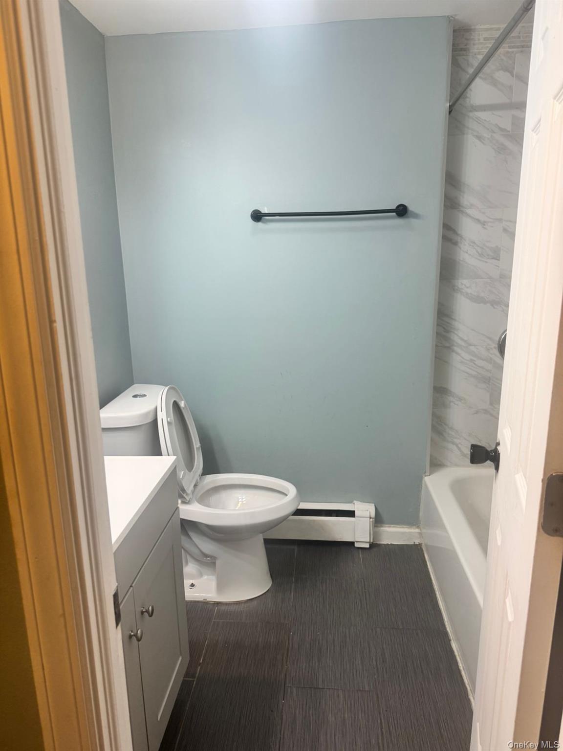 250-23 88th Road, Unit 1R Queens, NY 11426 - Photo 10 of 27