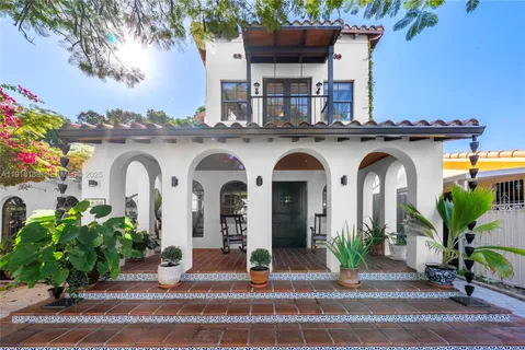 $1,250,000 | 1650 Southwest 16th Street, Miami, FL 33145