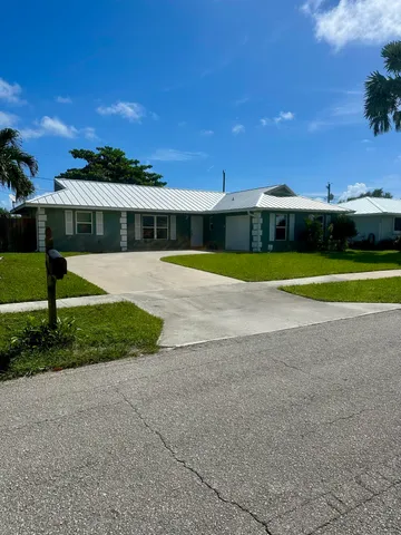 $495,000 | 826 Palama Way, Lantana, FL 33462