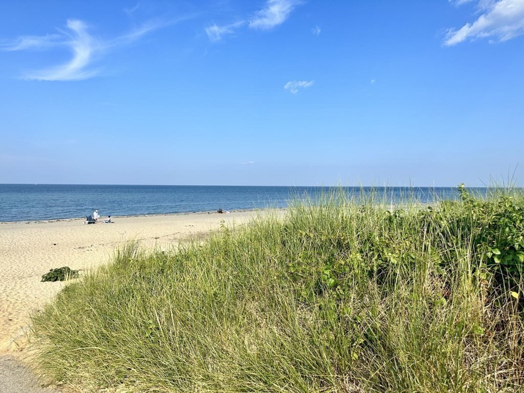 460 Williston Road Bourne, MA 02562 - Photo 5 of 37 a view of an ocean