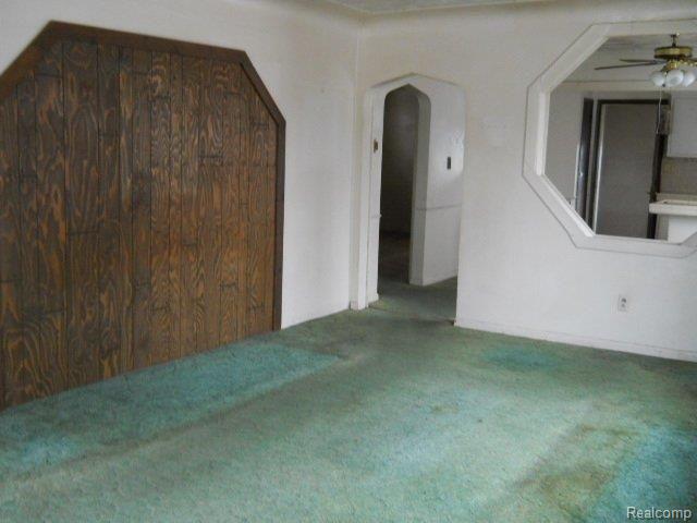8112 Rivard Avenue Warren, MI 48089 - Photo 4 of 7 DSCN4307.JPG