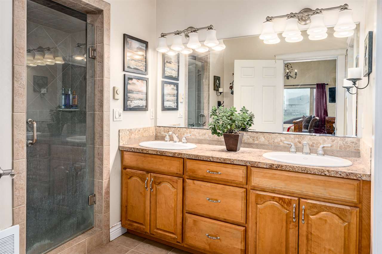 6123 East Peone Road Mead, WA 99021 - Photo 10 of 19