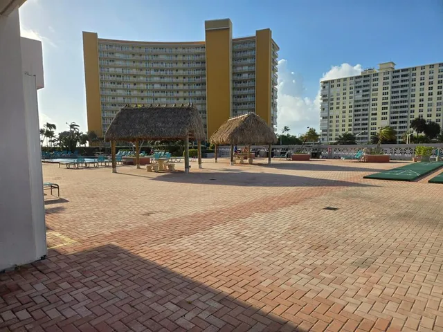 $550,000 | 405 North Ocean Boulevard, Unit 1116, Pompano Beach, FL 33062