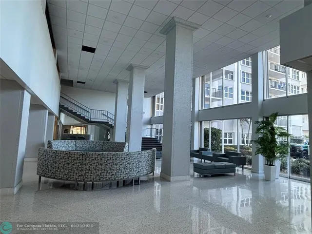 a view of livingroom with furniture