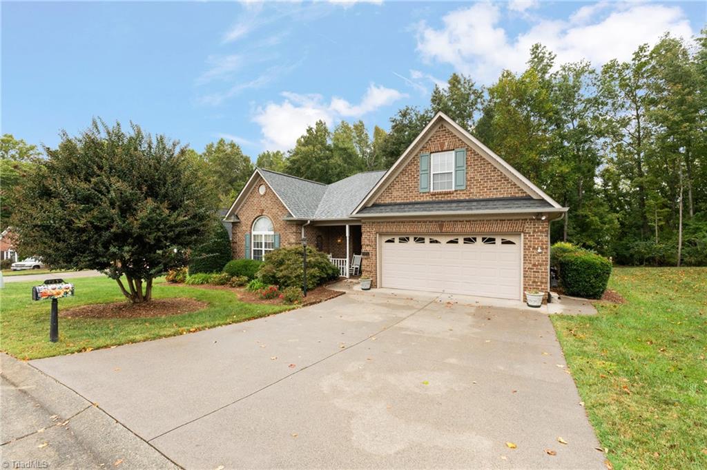 125 Meadows Edge Road Clemmons, NC 27012 - Photo 2 of 39 Gallery Image 2