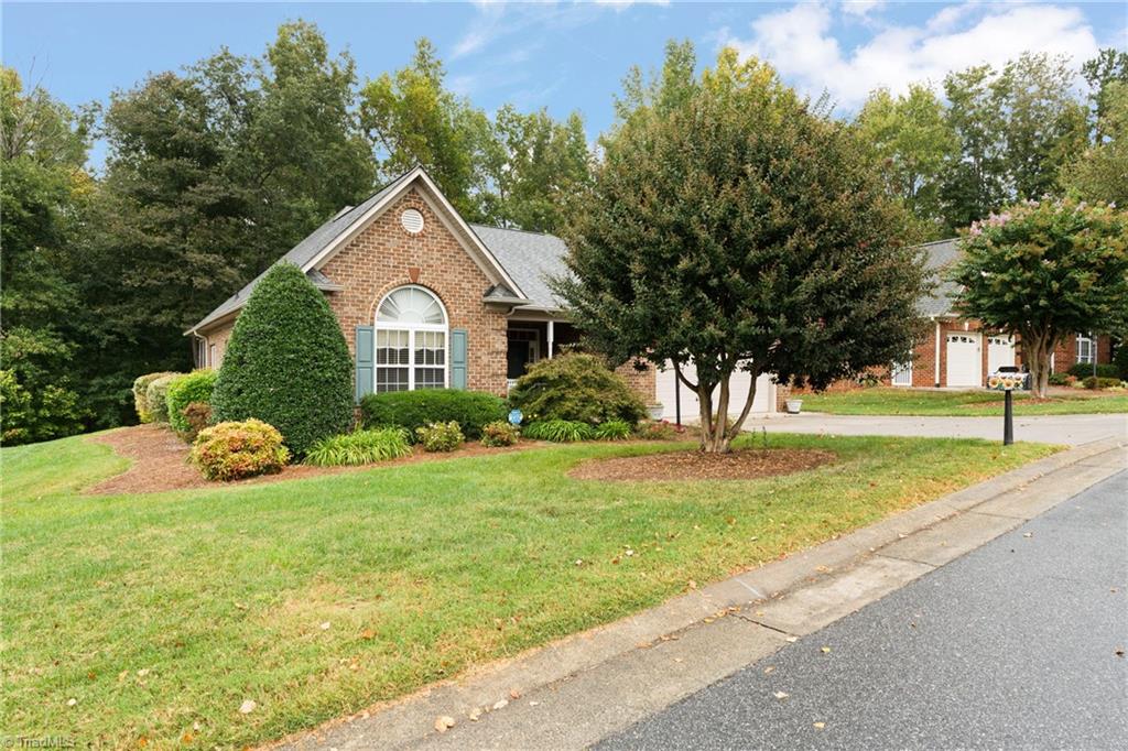 125 Meadows Edge Road Clemmons, NC 27012 - Photo 3 of 39 Gallery Image 3